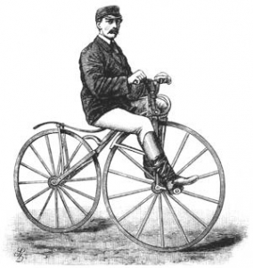 Fahrrad-Museum-Ausflugsziel, Oldtimer-Traktoren, Schulklassen-Führungen, günstiger Gruppen-Ausflug, Emaille-Schilder-Ausstellung, E-Tankstelle, historisches Feuerwehrgebäude